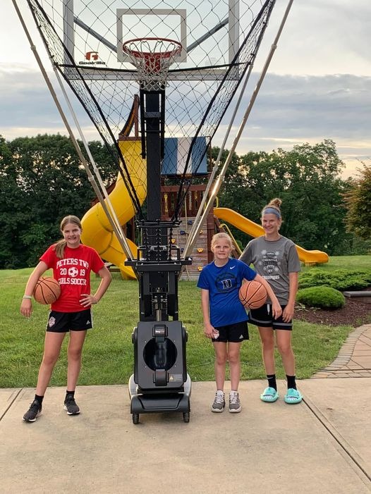 Happy Customer with K2100A Basketball Machine